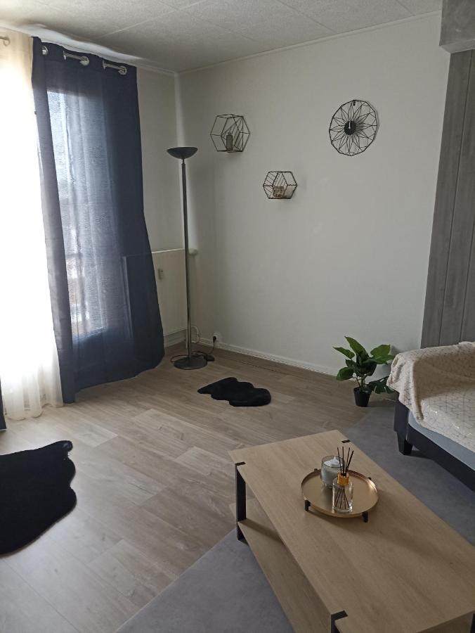 Un Temps Pour Soi Châteauroux Exterior foto